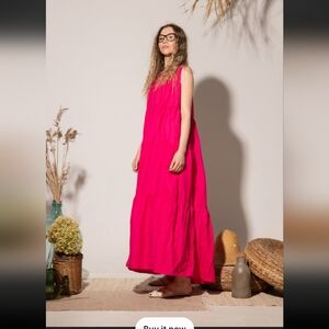 NWOT Linen tiered maxi dress magenta